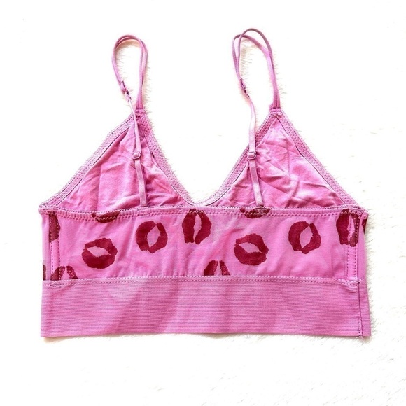 Out From Under Urban Outfitters Pink Red Kisses Bralette S - Picture 6 of 11